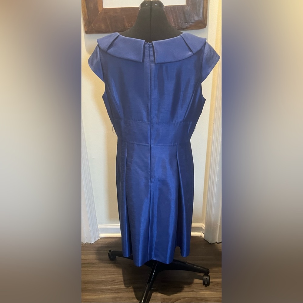 Tahari Elegant Purple Blue Dress - Picture 3 of 4